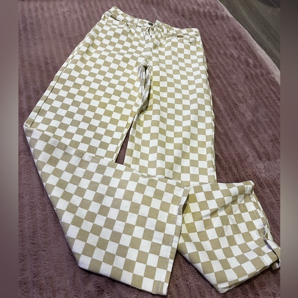 beige and white checkered baggy jeans - Picture 2 of 4